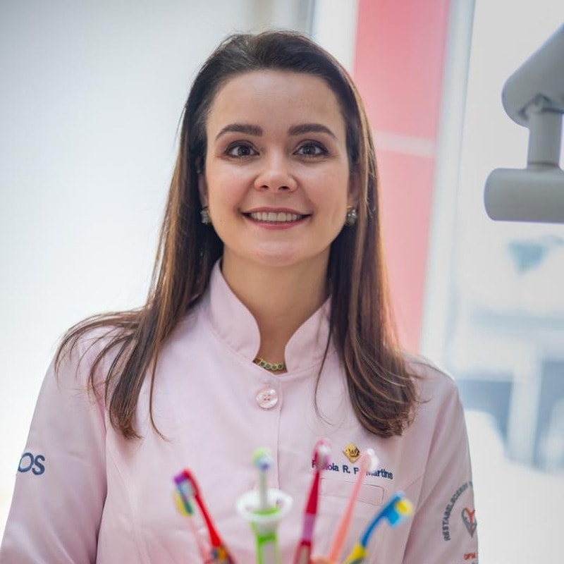 Dra. Fabiola Martins